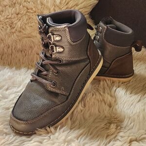 *SOLD*  Boy's sz 12 Sonoma Abacot Boots